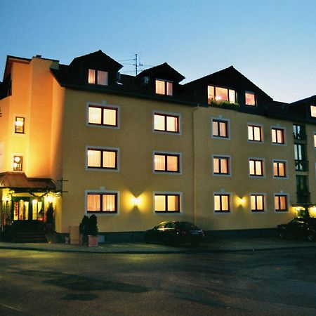 Hotel-Restaurant Central Am Koenigshof Viernheim Dış mekan fotoğraf