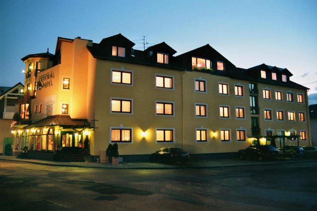 Central Hotel Am Konigshof Viernheim Dış mekan fotoğraf