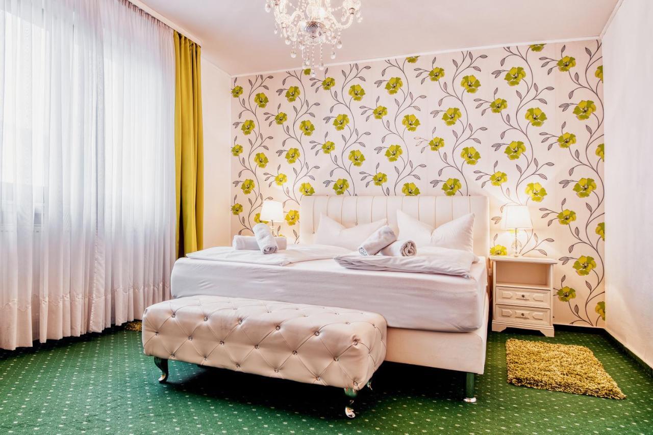 Hotel-Restaurant Central Am Koenigshof Viernheim Dış mekan fotoğraf