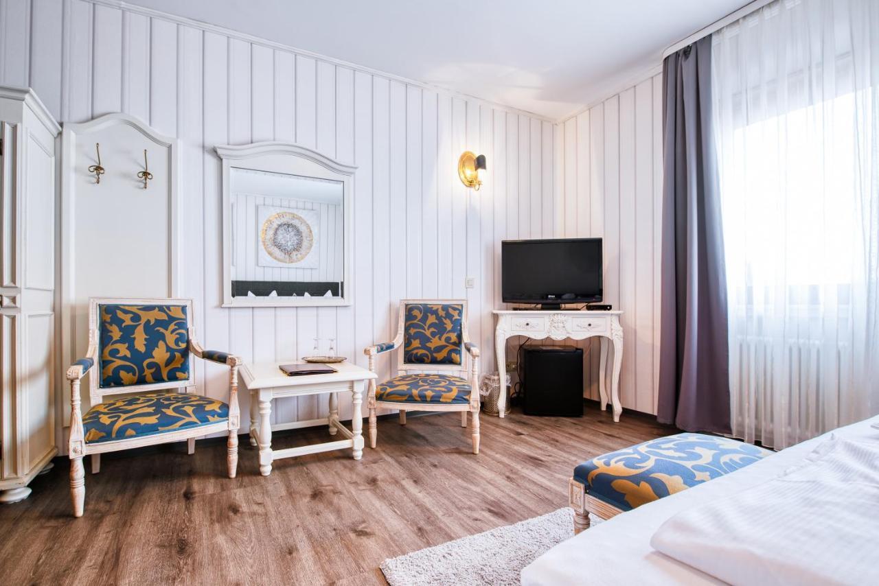 Hotel-Restaurant Central Am Koenigshof Viernheim Dış mekan fotoğraf